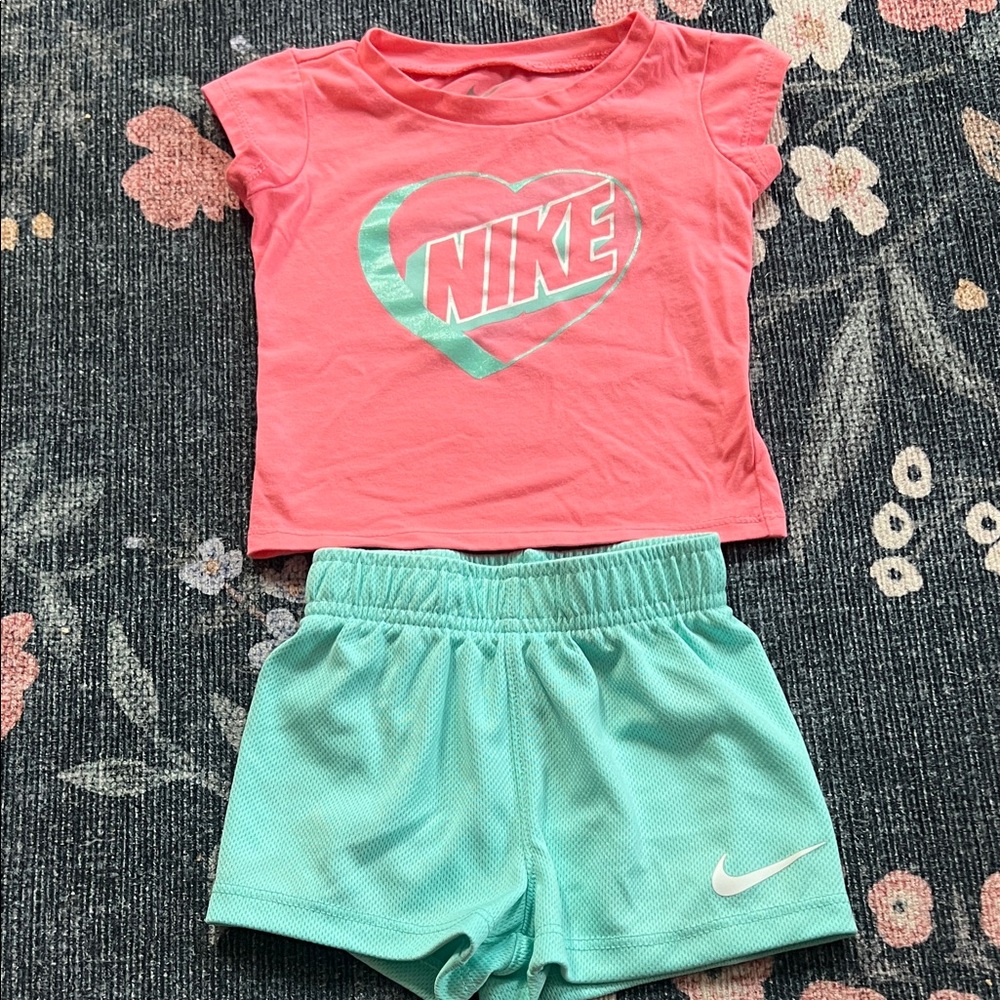 Nike Glitter Coral and Mint 12m Set